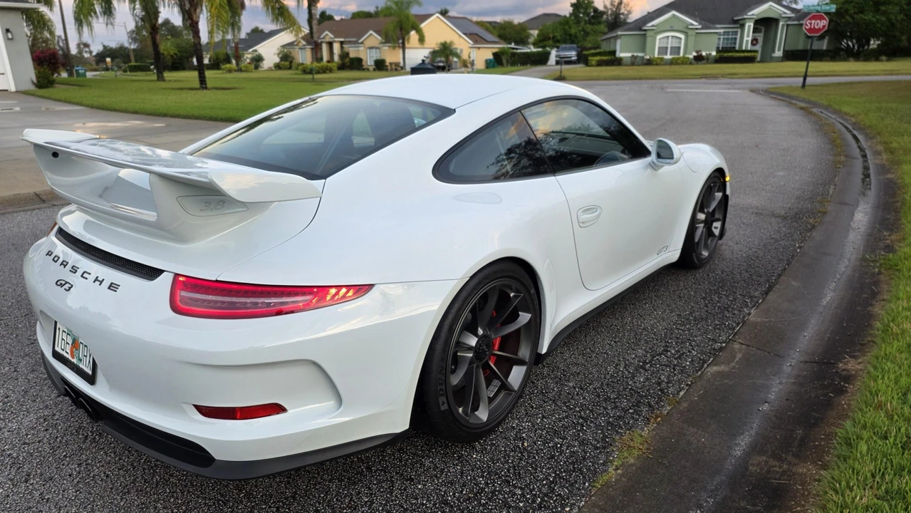 2016 Porsche 991 GT3 - Image 23 of 31