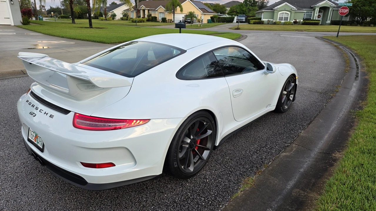 2016 Porsche 991 GT3 - Image 22 of 31