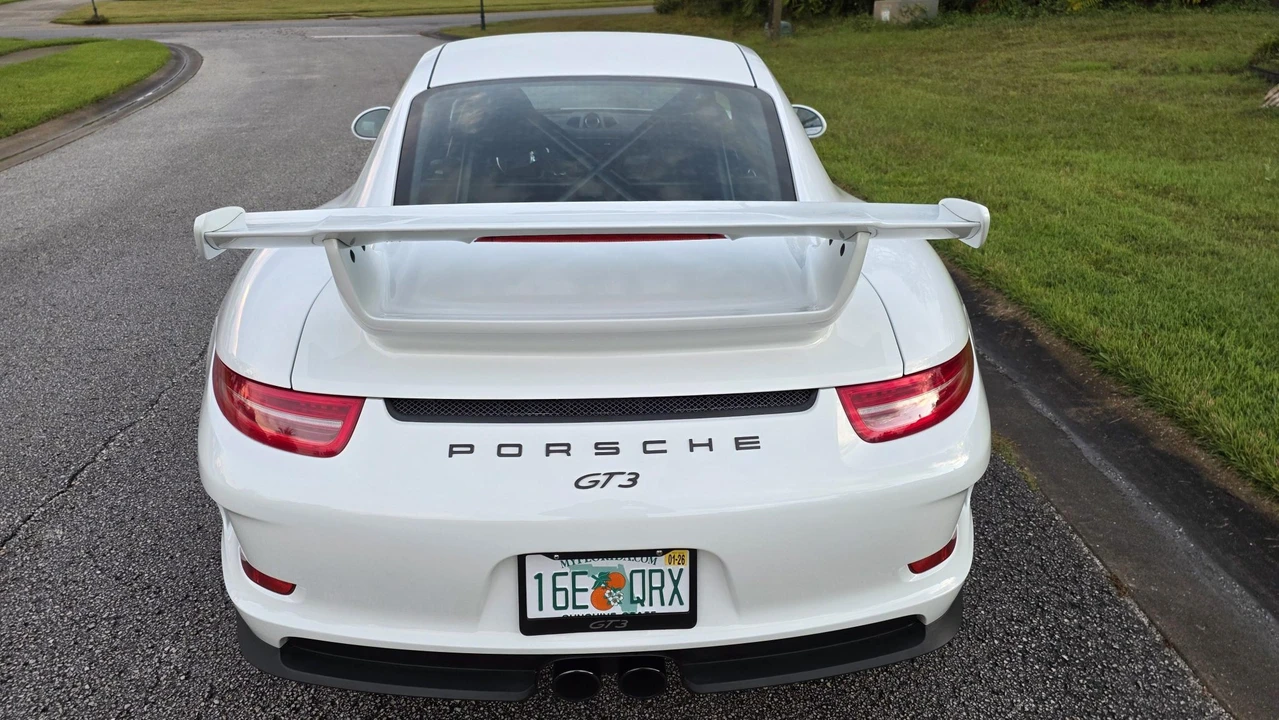 2016 Porsche 991 GT3 - Image 24 of 31