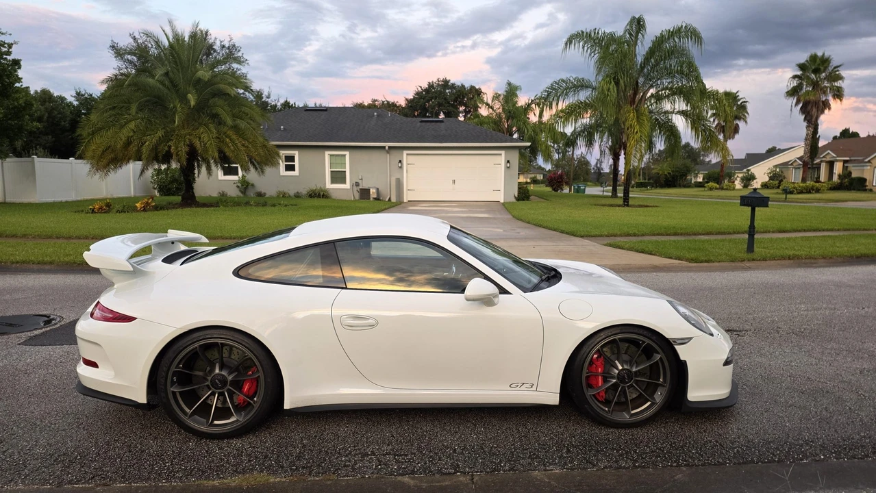 2016 Porsche 991 GT3 - Image 14 of 31