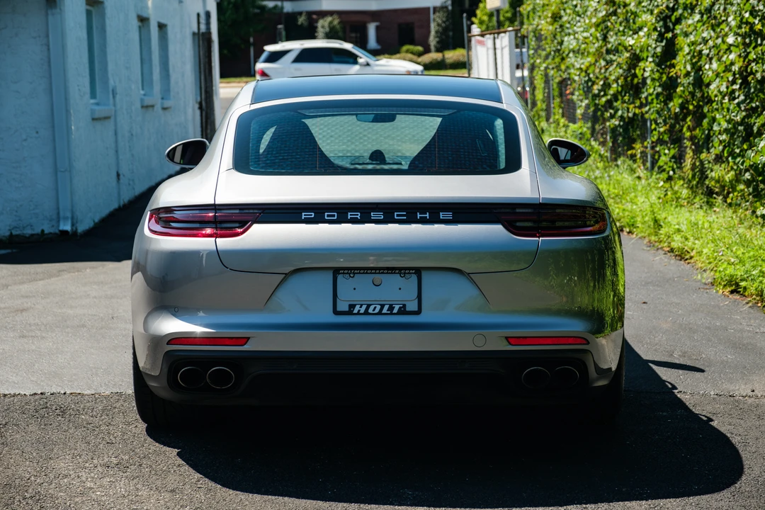 2017 Porsche 971 Panamera 4S - Image 8 of 31