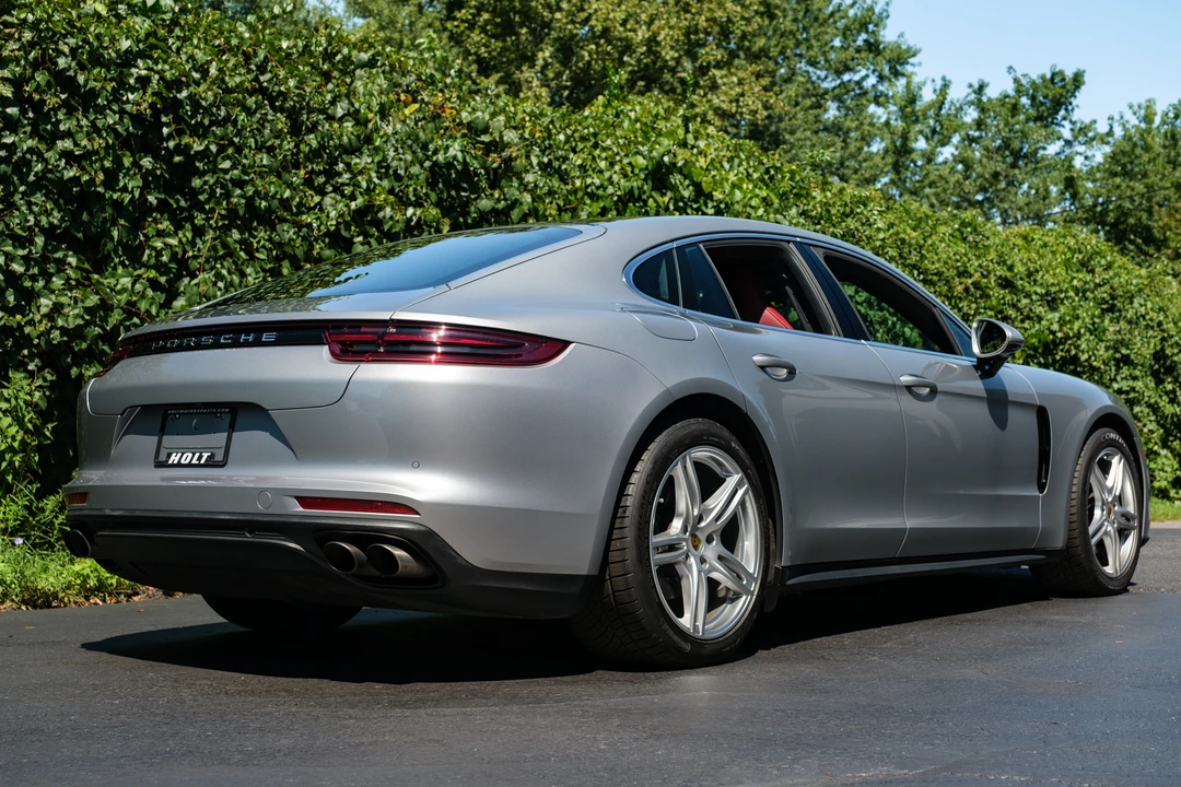 2017 Porsche 971 Panamera 4S - Image 7 of 31