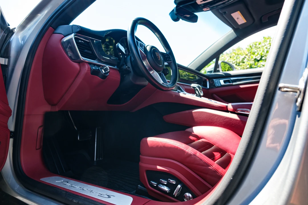 2017 Porsche 971 Panamera 4S - Image 20 of 31