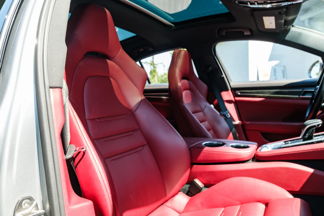 2017 Porsche 971 Panamera 4S - Image 27 of 31