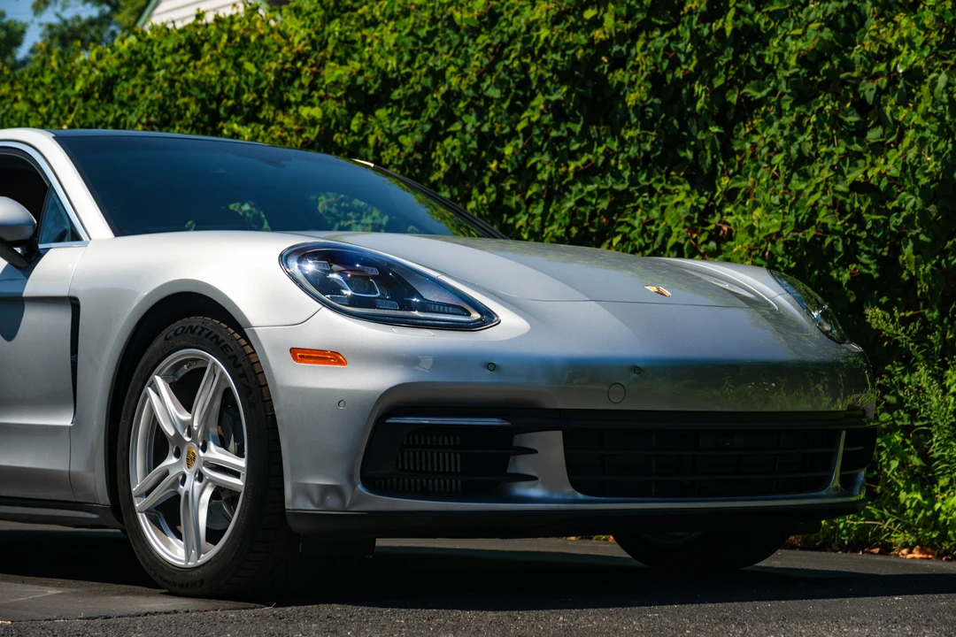 2017 Porsche 971 Panamera 4S - Image 17 of 31