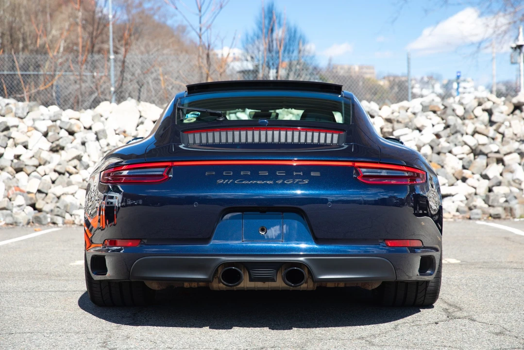 2018 Porsche 991 Carrera GTS - Image 11 of 31