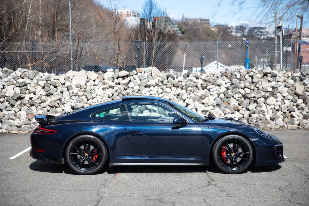 2018 Porsche 991 Carrera GTS - Image 14 of 31
