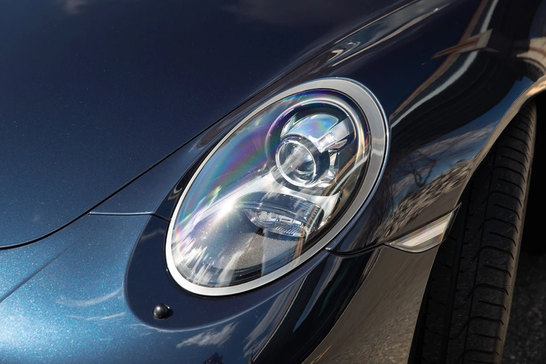2018 Porsche 991 Carrera GTS - Image 27 of 31