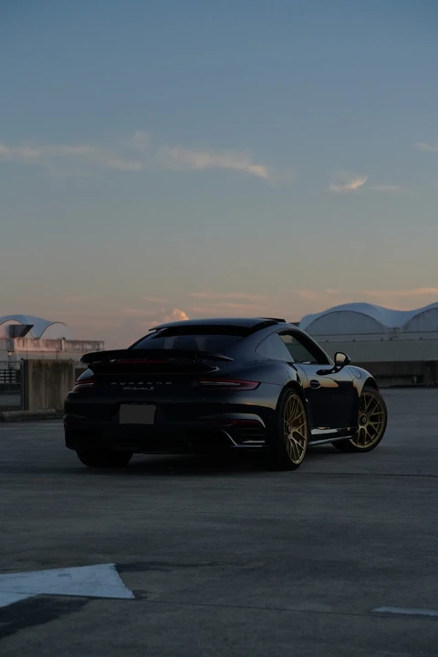 2018 Porsche 991 Turbo S - Image 17 of 31