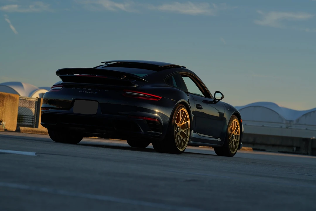 2018 Porsche 991 Turbo S - Image 16 of 31