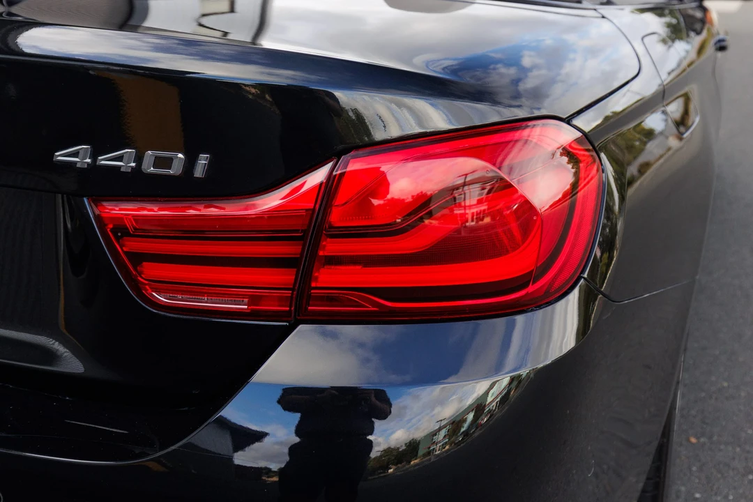 2019 BMW F33 435i & 440i Convertible - Image 21 of 31