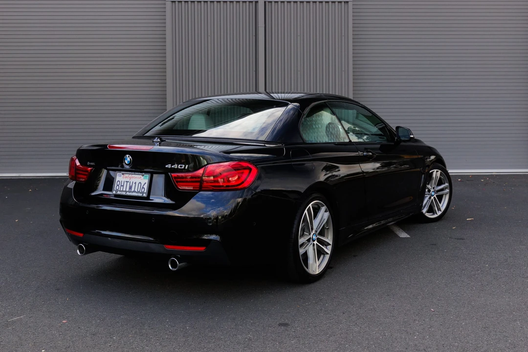 2019 BMW F33 435i & 440i Convertible - Image 13 of 31