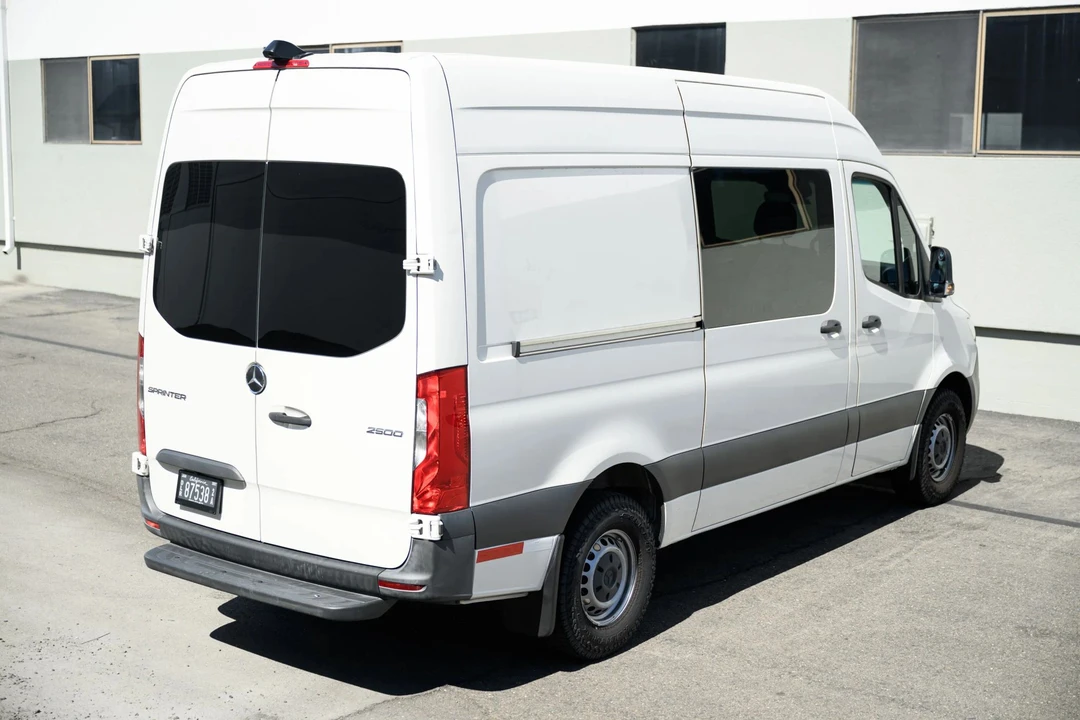 2021 Mercedes-Benz VS30 Sprinter - Image 15 of 31