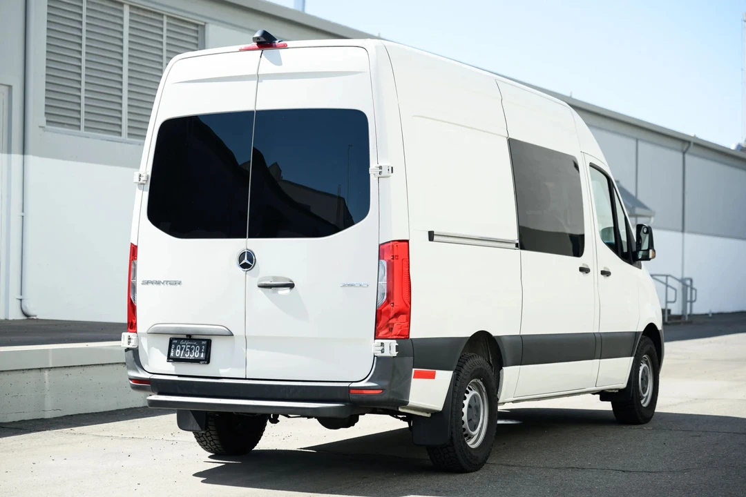 2021 Mercedes-Benz VS30 Sprinter - Image 14 of 31
