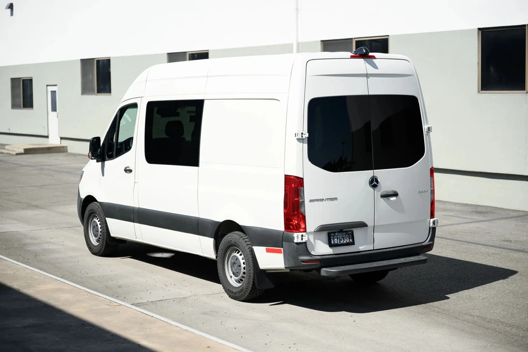 2021 Mercedes-Benz VS30 Sprinter - Image 18 of 31
