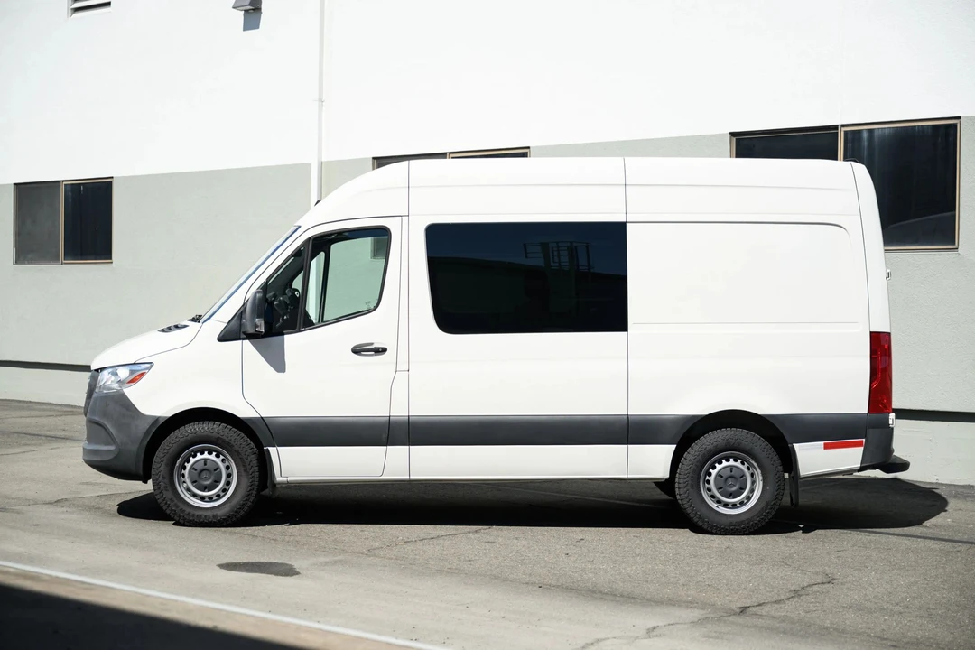 2021 Mercedes-Benz VS30 Sprinter - Image 19 of 31