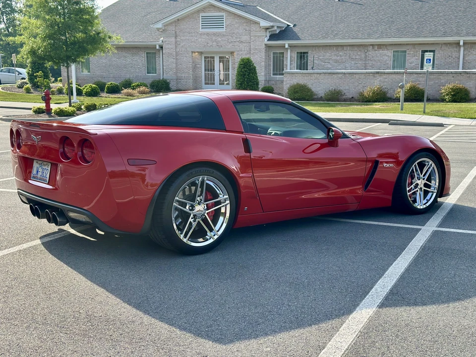 2007 Chevrolet Corvette C6 Z06 - Image 9 of 31
