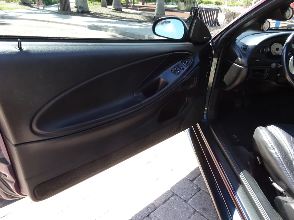 1996 Ford SN95 Mustang Cobra - Image 28 of 31