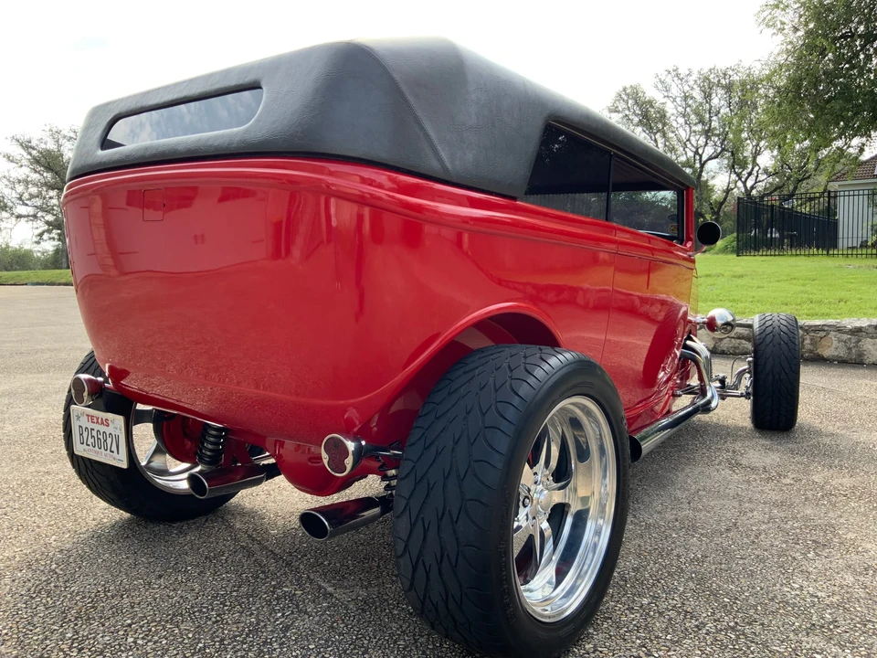 Ford Hot Rod - Image 20 of 31