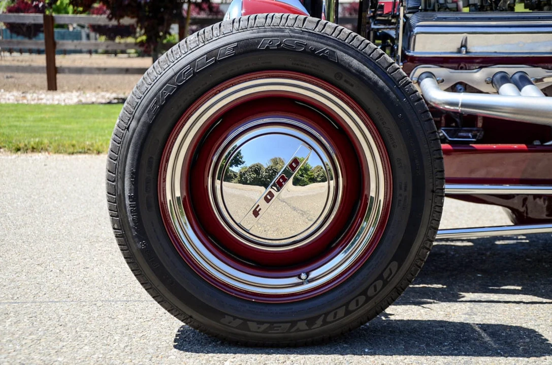 Ford Hot Rod - Image 26 of 31