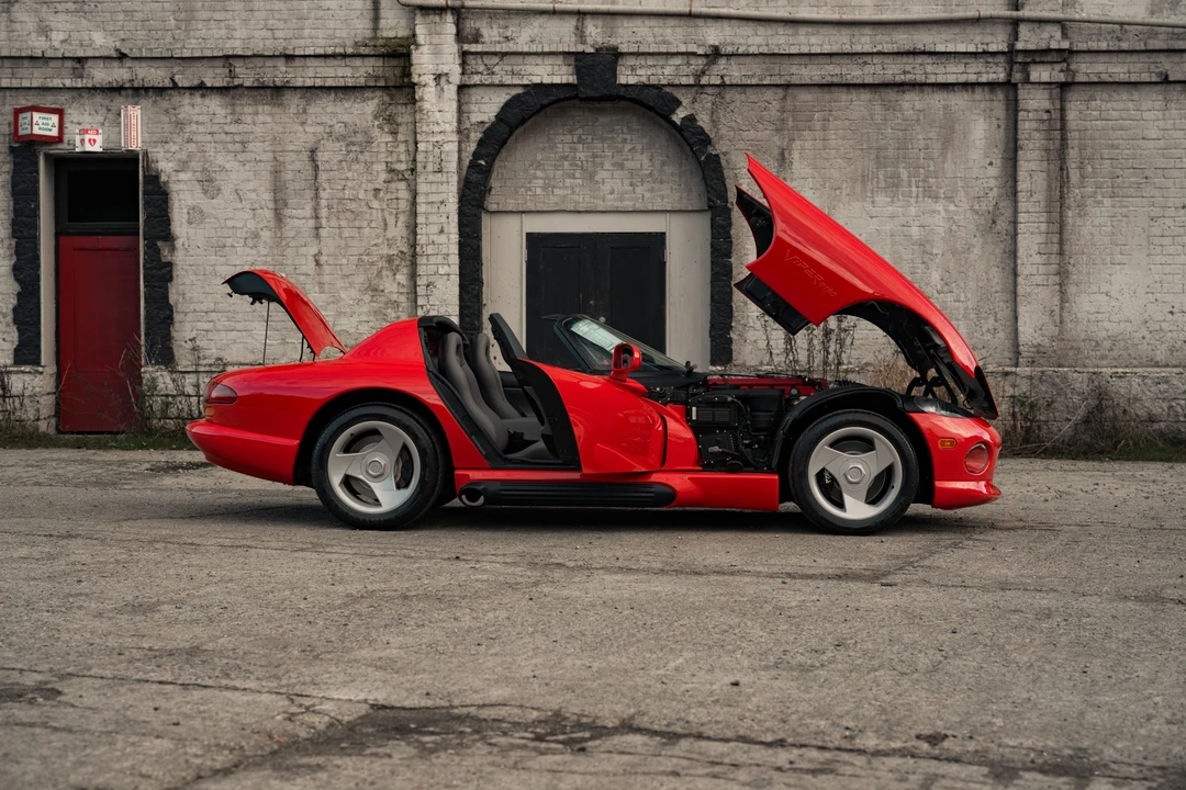 1994 Dodge Viper 1st Gen - Image 30 of 31