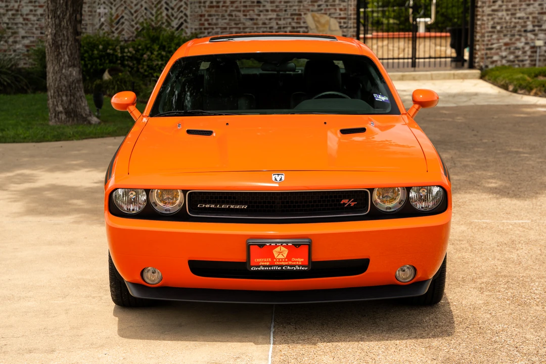 2009 Dodge Challenger 3rd Gen - Image 5 of 31