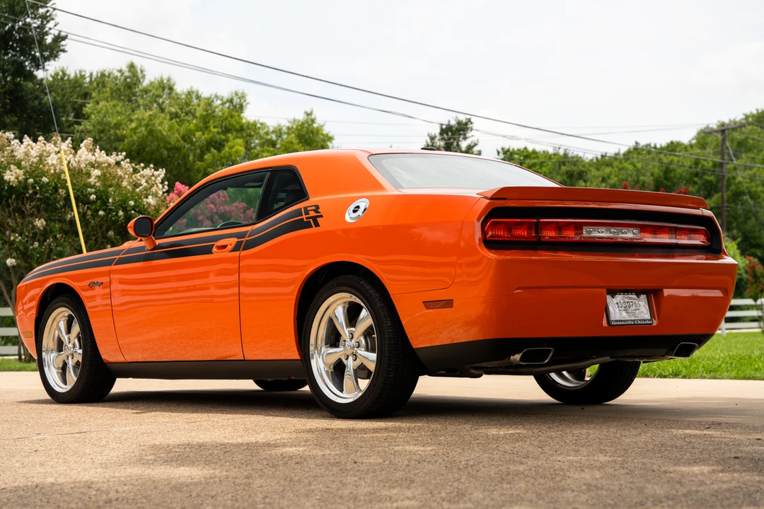 2009 Dodge Challenger 3rd Gen - Image 14 of 31