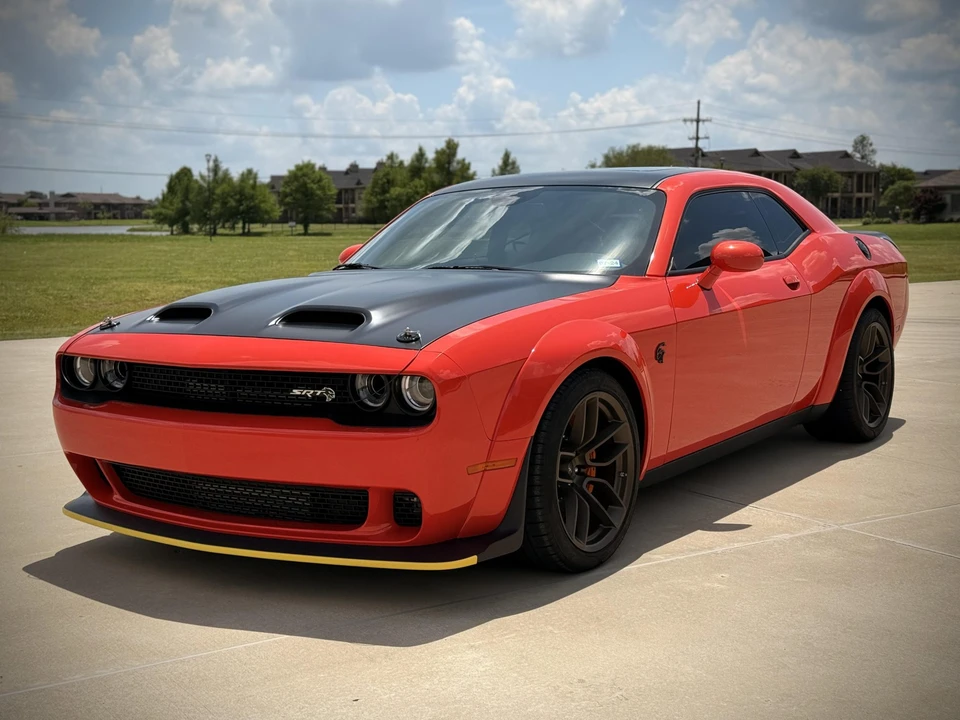 2019 Dodge Challenger SRT Hellcat 3rd Gen - Image 2 of 31