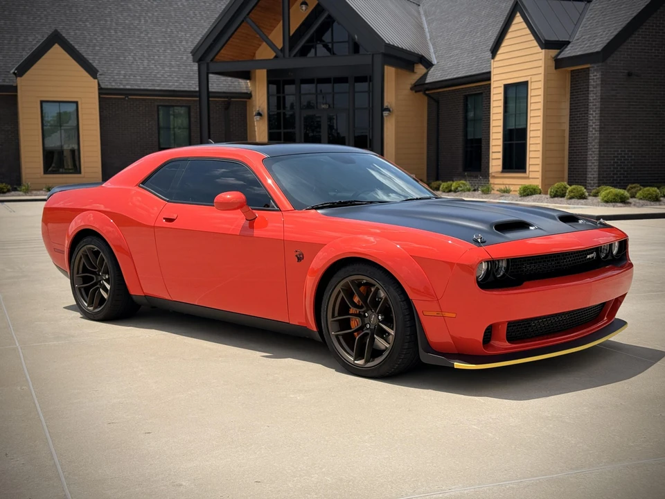 2019 Dodge Challenger SRT Hellcat 3rd Gen - Image 10 of 31