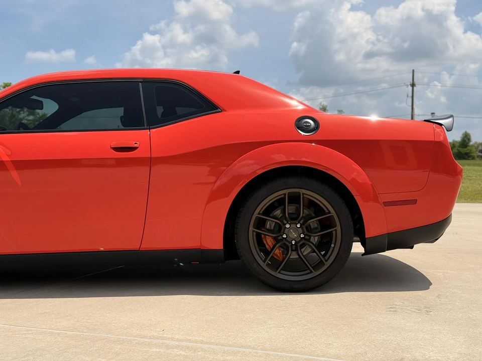 2019 Dodge Challenger SRT Hellcat 3rd Gen - Image 27 of 31