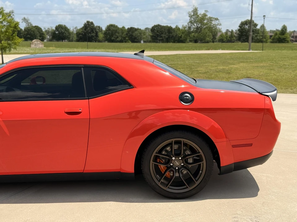 2019 Dodge Challenger SRT Hellcat 3rd Gen - Image 28 of 31
