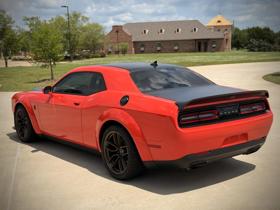 2019 Dodge Challenger SRT Hellcat 3rd Gen - Image 19 of 31