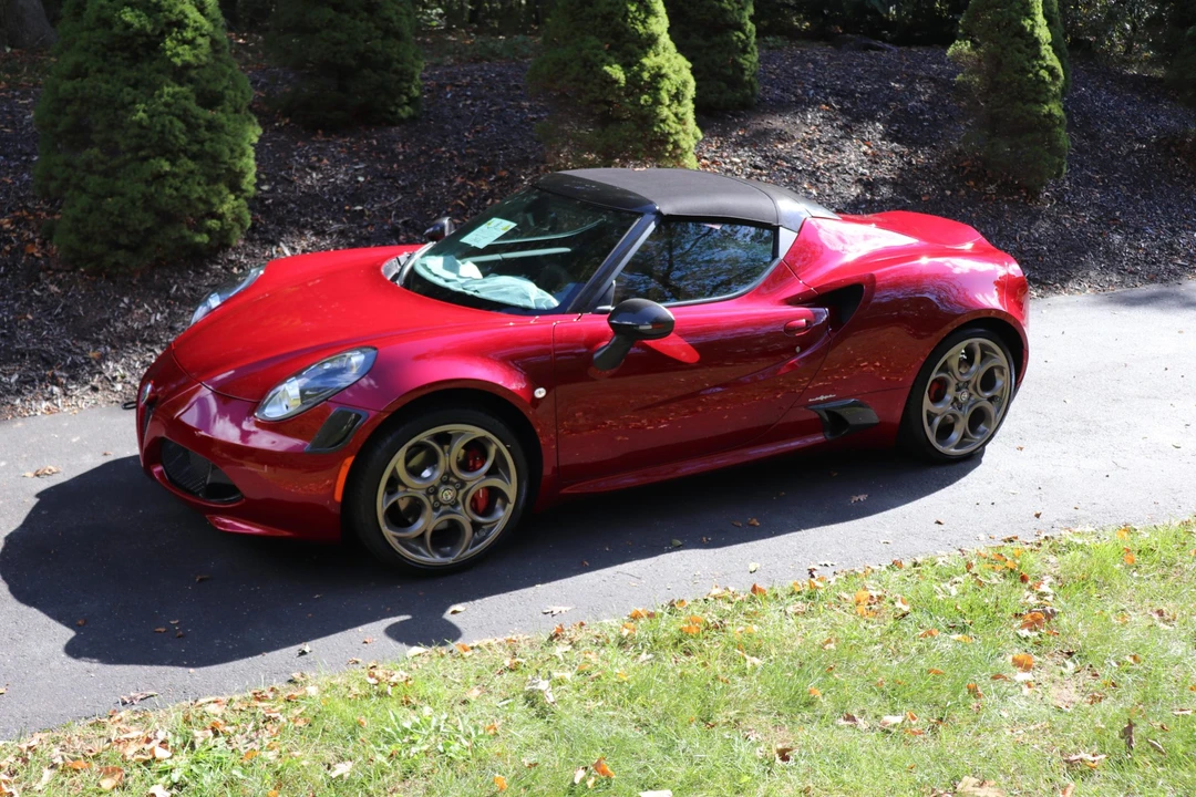 2020 Alfa Romeo 4C Spider - Image 8 of 31