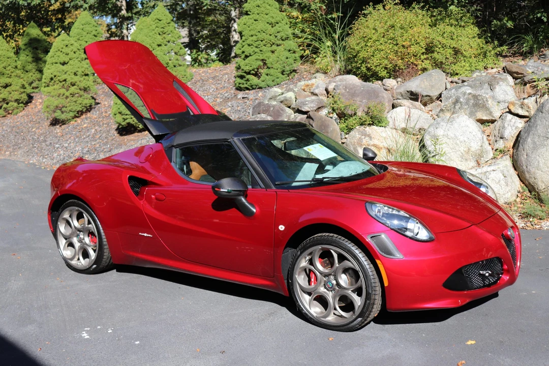 2020 Alfa Romeo 4C Spider - Image 3 of 31