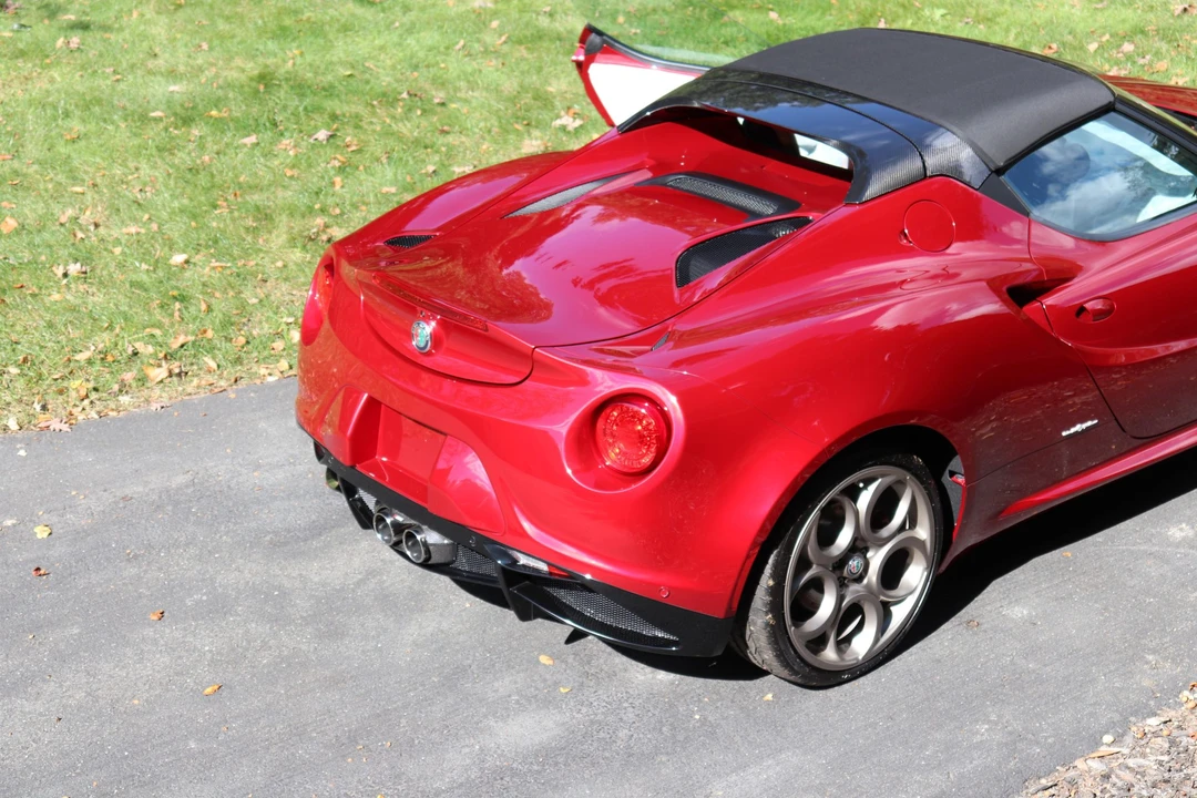 2020 Alfa Romeo 4C Spider - Image 13 of 31