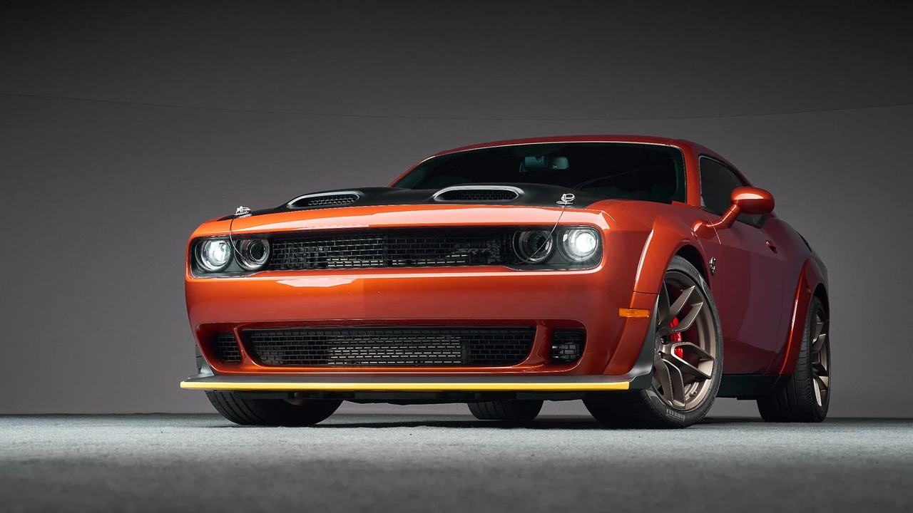 2022 Dodge Challenger SRT Hellcat 3rd Gen - Image 3 of 31