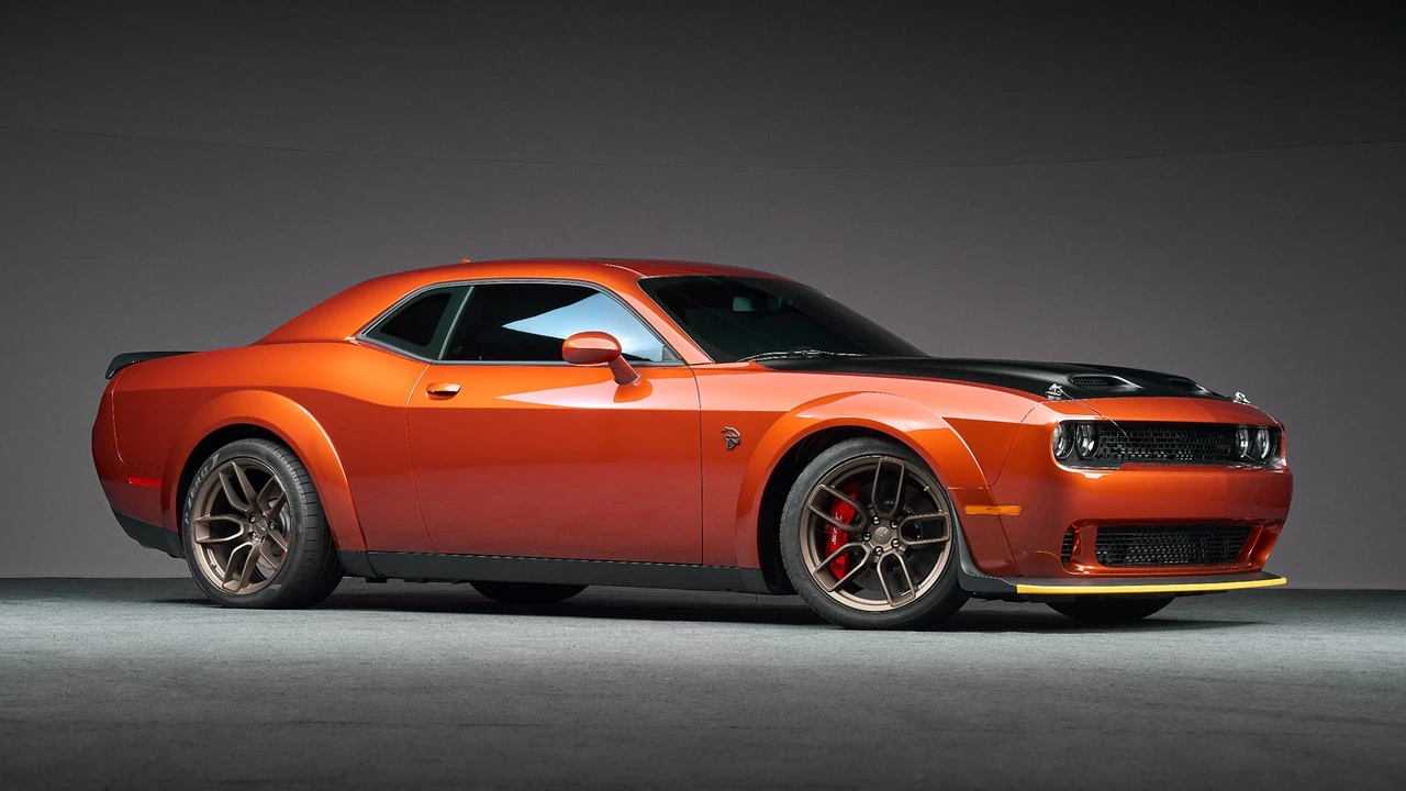 2022 Dodge Challenger SRT Hellcat 3rd Gen - Image 6 of 31