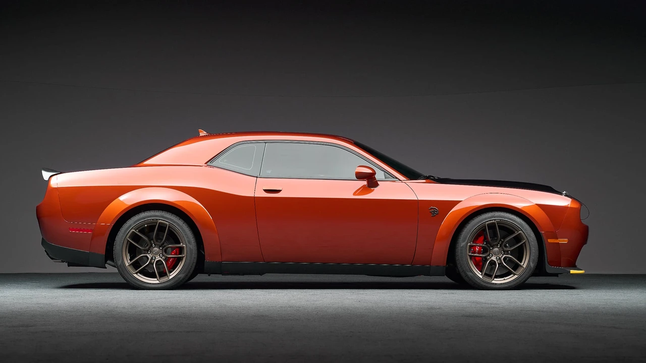 2022 Dodge Challenger SRT Hellcat 3rd Gen - Image 8 of 31