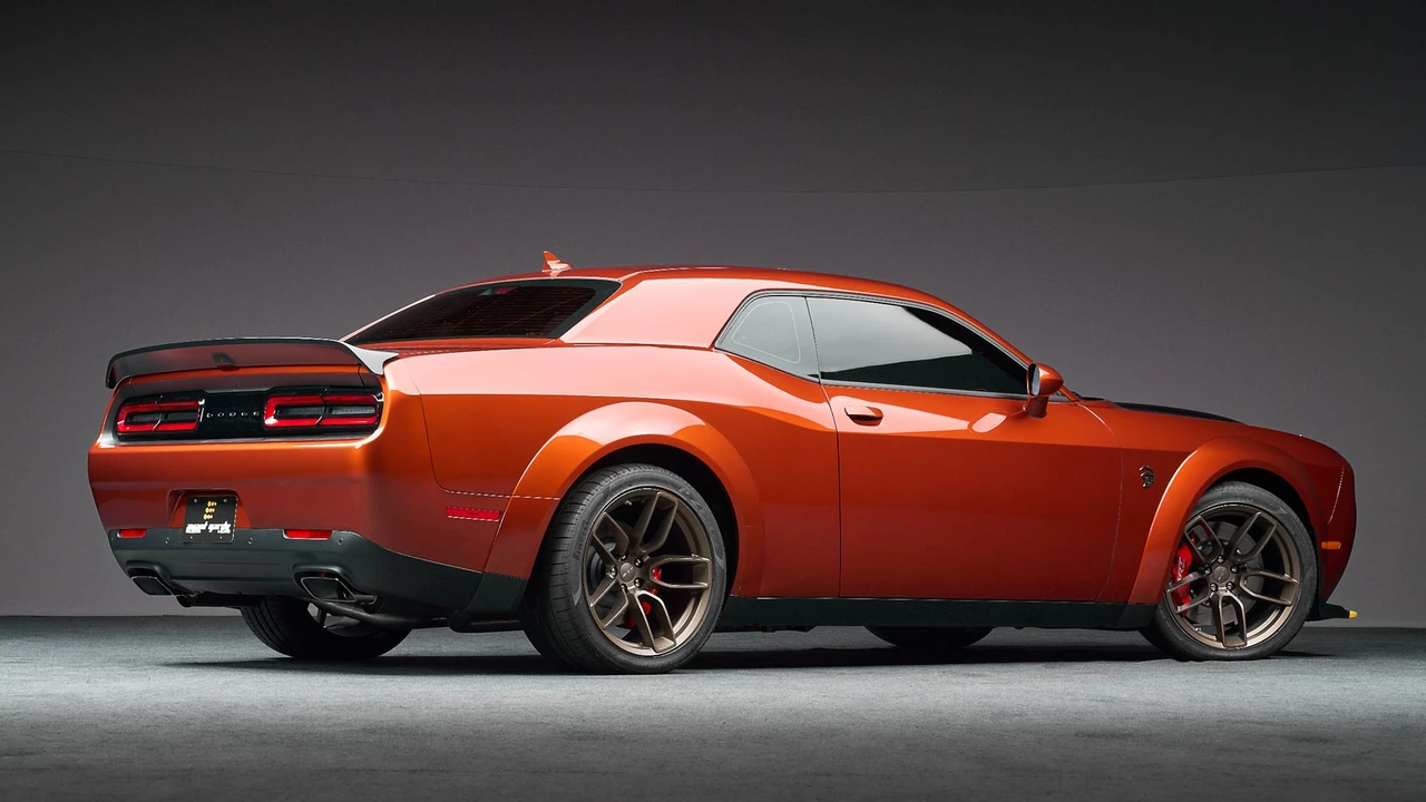 2022 Dodge Challenger SRT Hellcat 3rd Gen - Image 11 of 31
