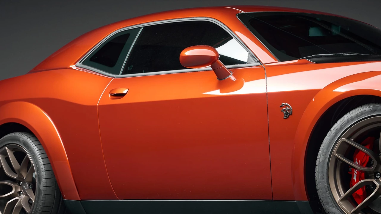 2022 Dodge Challenger SRT Hellcat 3rd Gen - Image 21 of 31