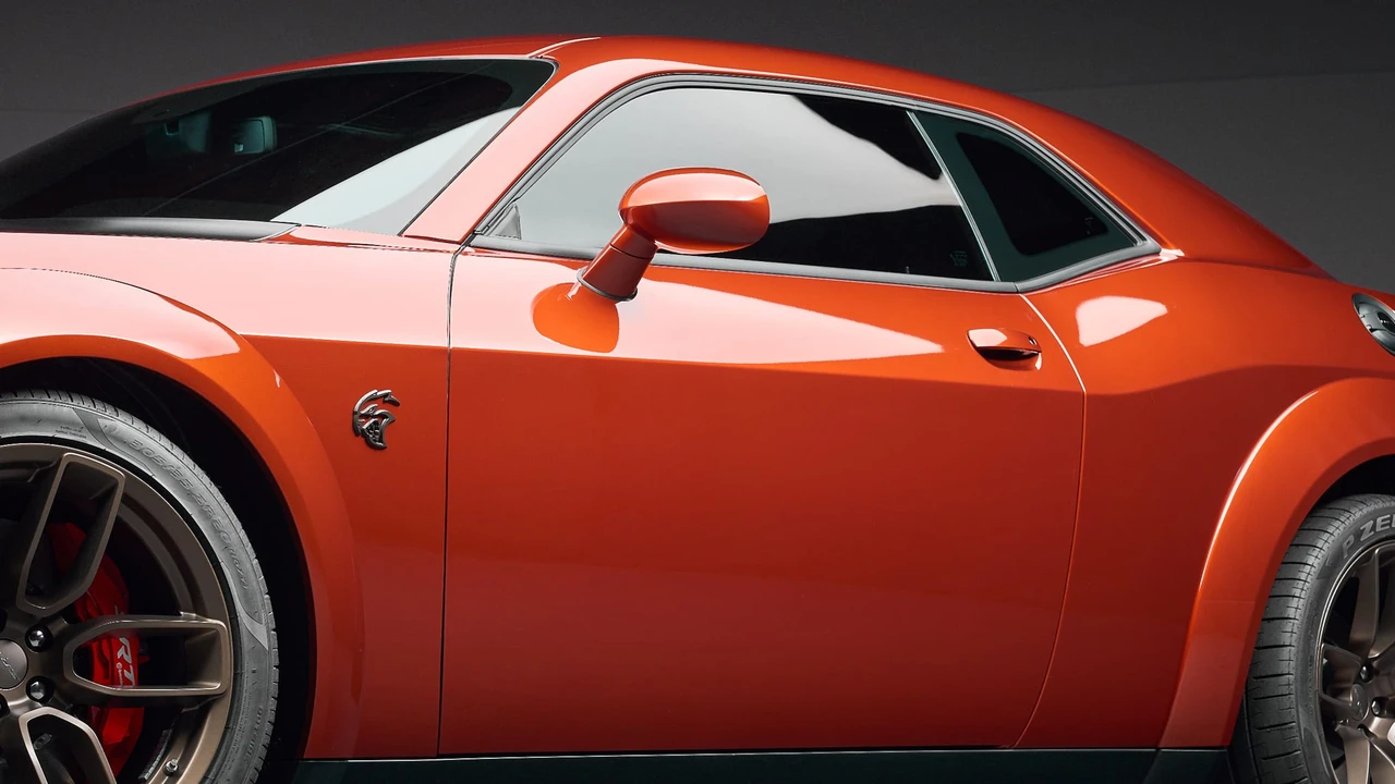 2022 Dodge Challenger SRT Hellcat 3rd Gen - Image 22 of 31