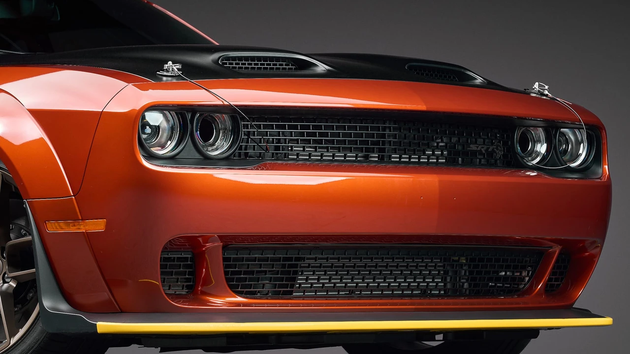 2022 Dodge Challenger SRT Hellcat 3rd Gen - Image 23 of 31