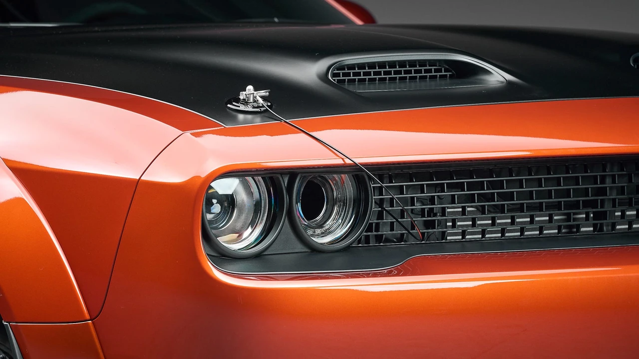 2022 Dodge Challenger SRT Hellcat 3rd Gen - Image 25 of 31