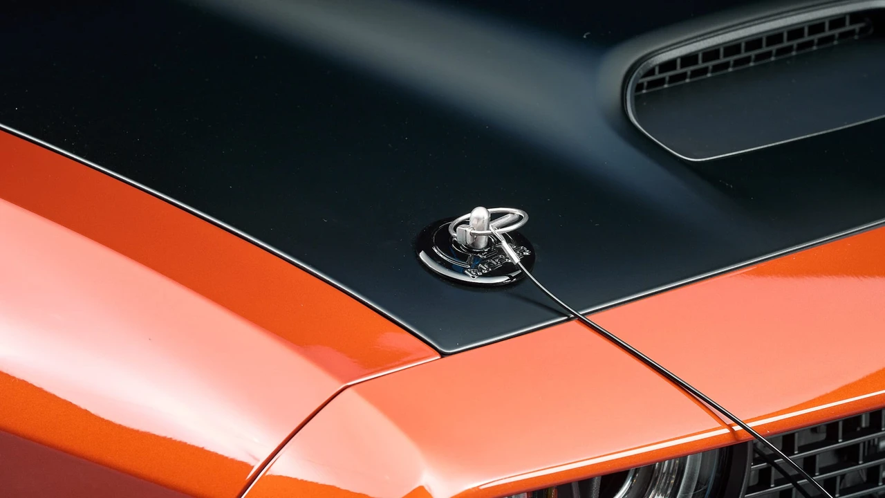 2022 Dodge Challenger SRT Hellcat 3rd Gen - Image 29 of 31