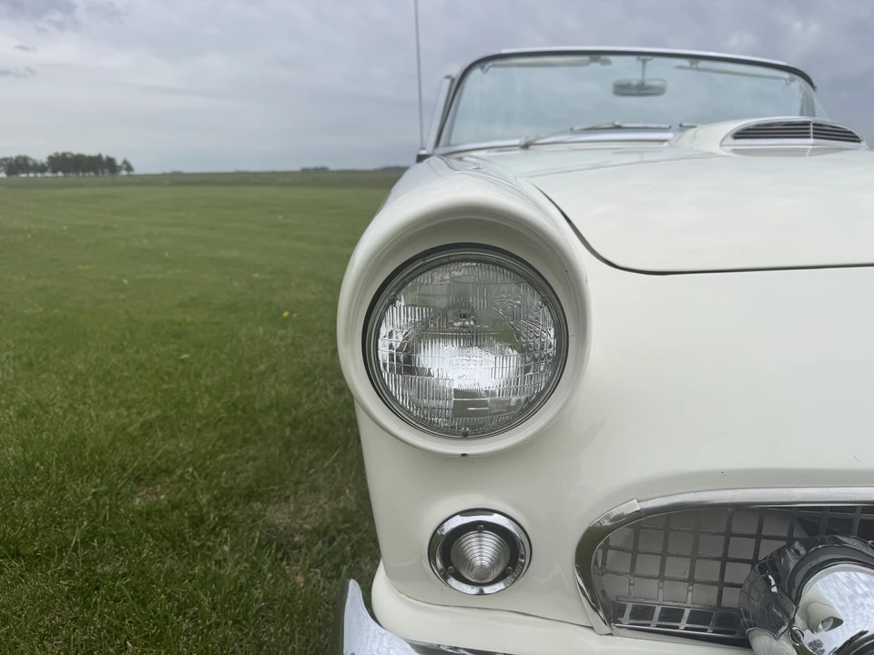 1956 Ford Thunderbird 1st Gen - Image 19 of 31