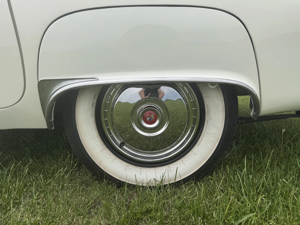 1956 Ford Thunderbird 1st Gen - Image 14 of 31