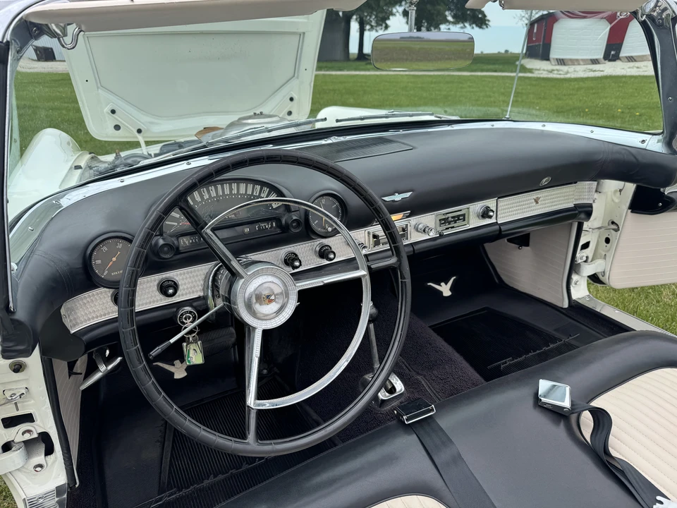 1956 Ford Thunderbird 1st Gen - Image 29 of 31