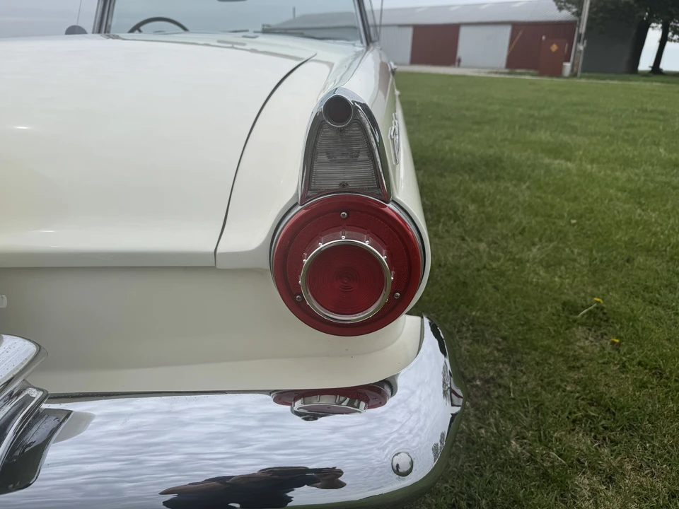 1956 Ford Thunderbird 1st Gen - Image 17 of 31