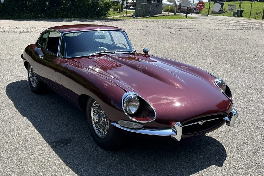 1967 Jaguar E-Type Series 1 - Image 1 of 31