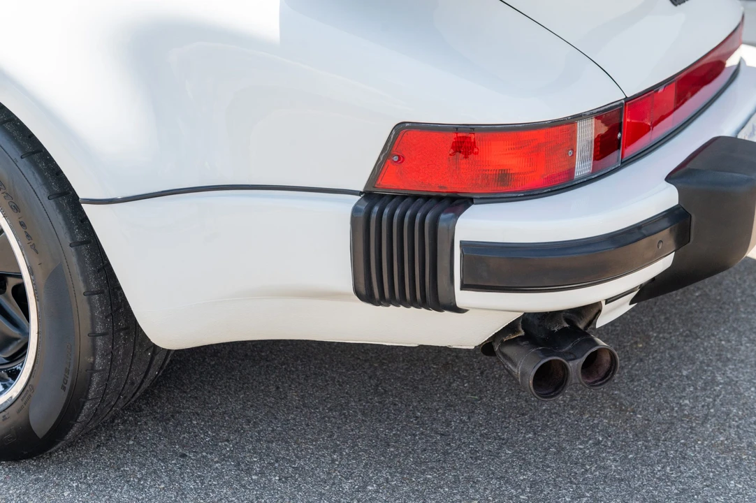 1989 Porsche 930 Turbo - Image 24 of 31